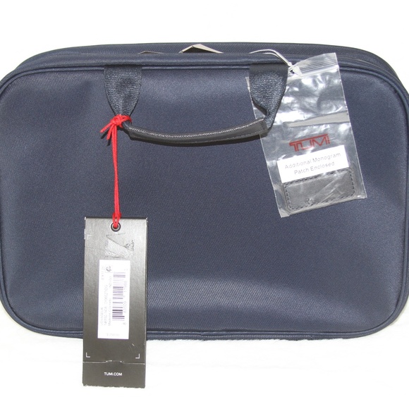 NEW! TUMI Voyageur Madeline Cosmetic Bag Toiletry Travel Bag Indigo - Picture 6 of 9